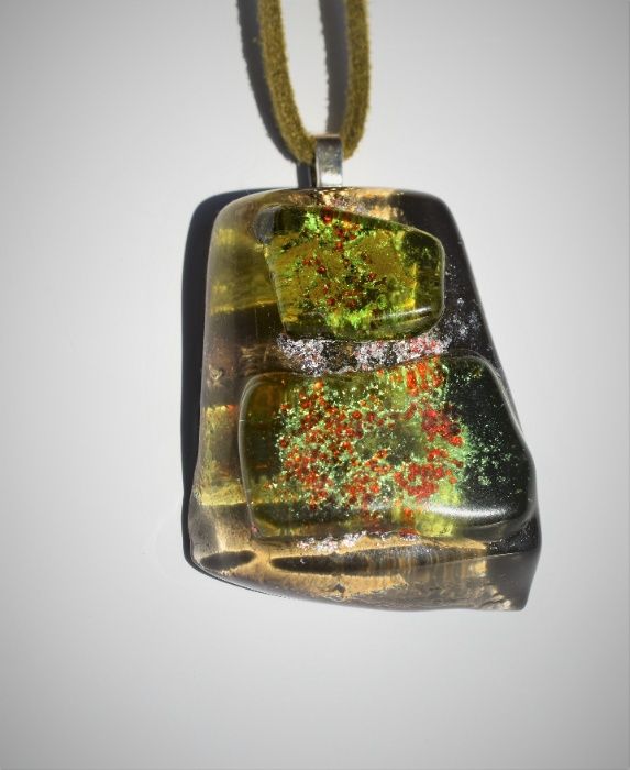 Медальоните са изработени от мурано стъкло. любов .  Красив подарък.