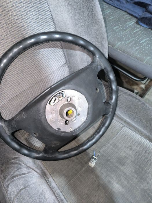 Продам руль в идеальном состоянии