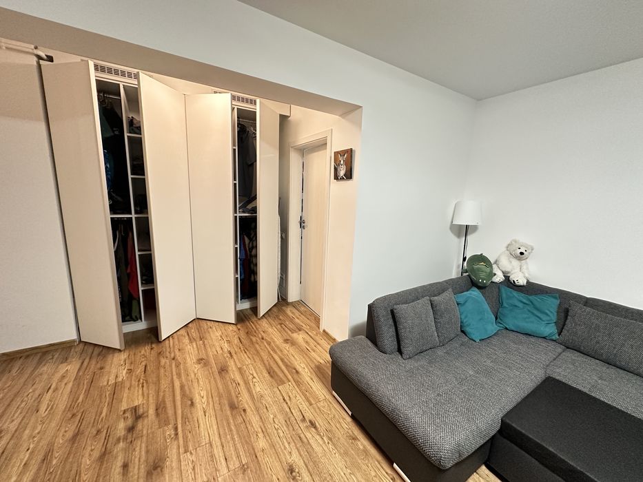 Apartament de vanzare 2 camere, parcare inclusa in pret.