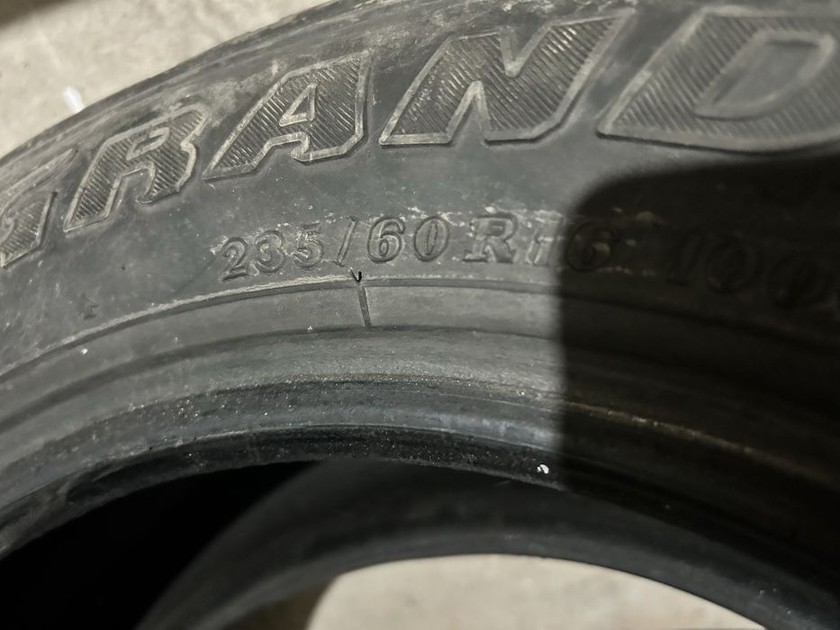 Продаю шино R16 235/60/16