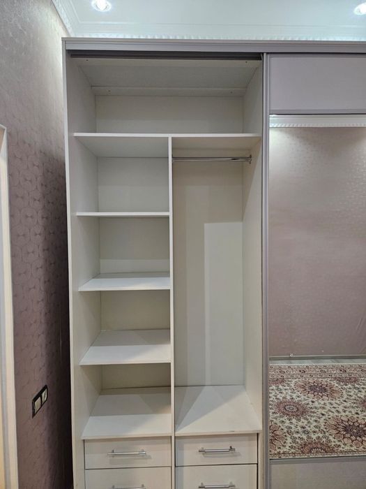 Продам шкаф купе