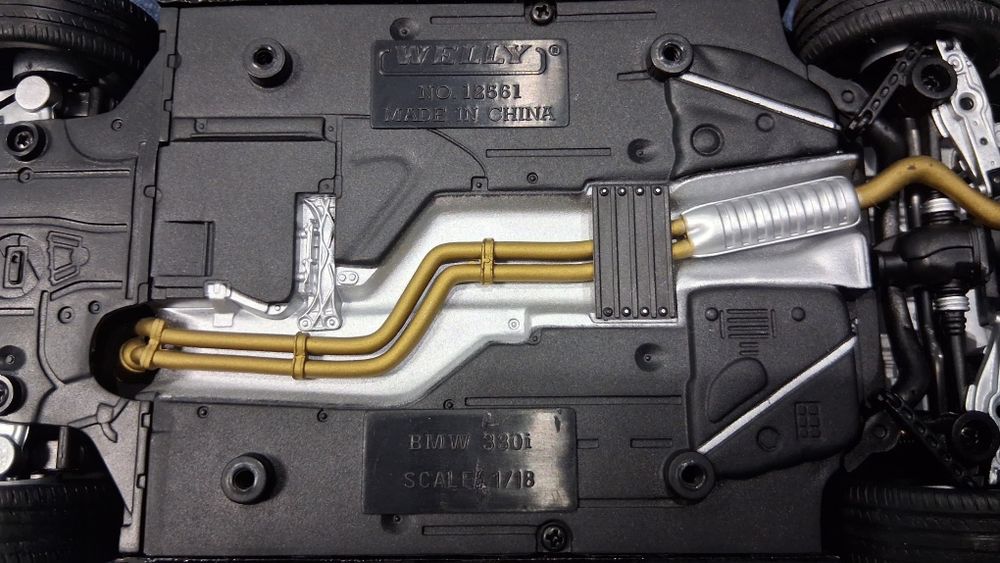 BMW 330i (E90) 1:18 Welly