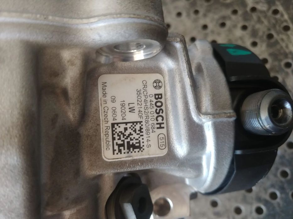 pompa inalta  3.0 d m16164d  maseati levante  0445010684   35022140f