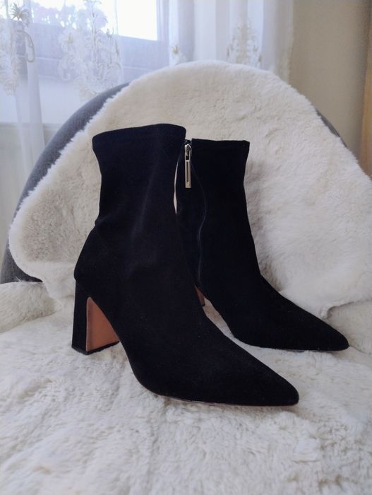 Botine din piele întoarsă cu toc Reseved