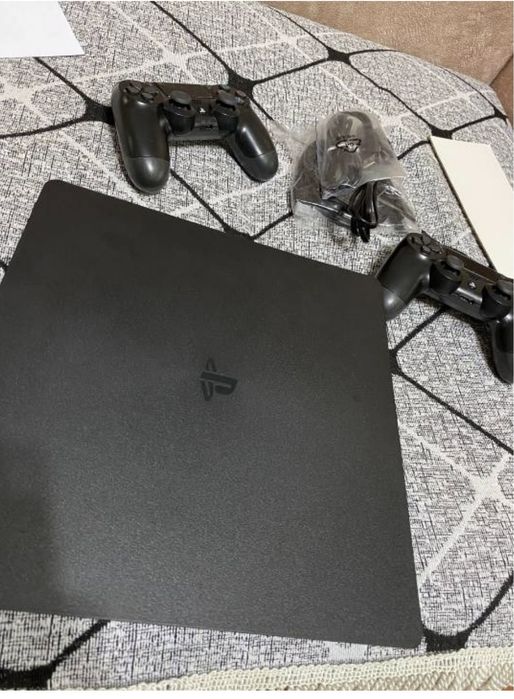 Ps4 slim на 1тб, без игр продам или обмен
