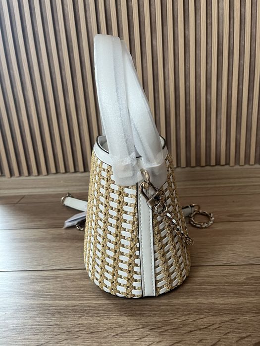 Дамска чанта Guess
