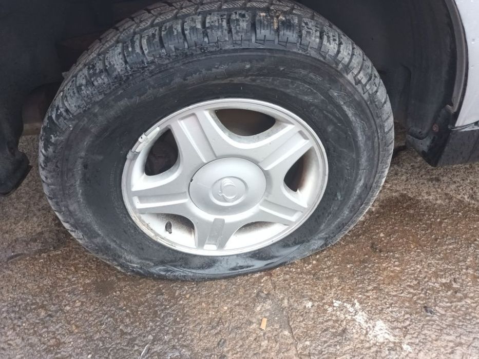 Dezmembrari  Ssangyong KYRON  2005  > 0000 2.0 Xdi 4x4 Motorina