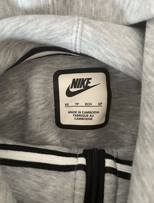 Дамско горнище Nike tech fleece