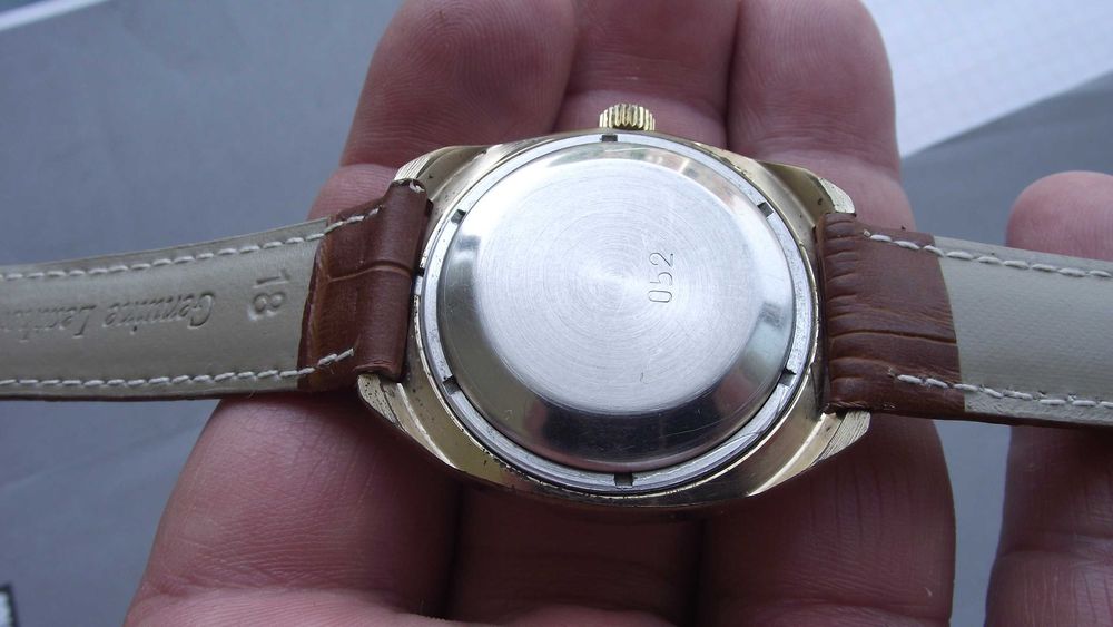 ЧАСОВНИК / SEKONDA- автомат с мех: 2427 - 25кам.