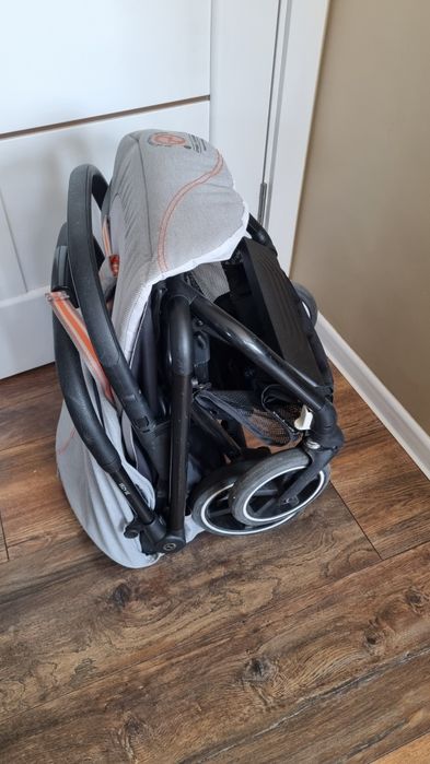 Количка Cybex Eezy S+2