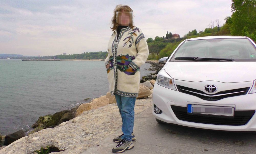 Дамско вълнено яке от исландска мериносова вълна с красива многоцветна картина, размер 44-46