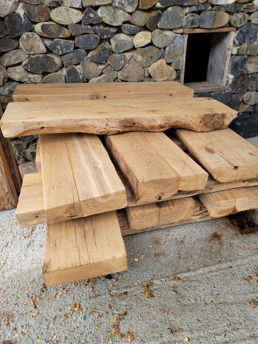 Trepte din stejar vechi