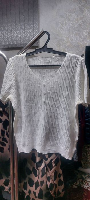 Свитера, блузки, пиджаки