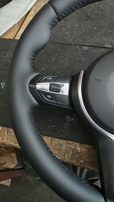 Volan bmw m  f10 f01 f12 f06 f11  ca nou