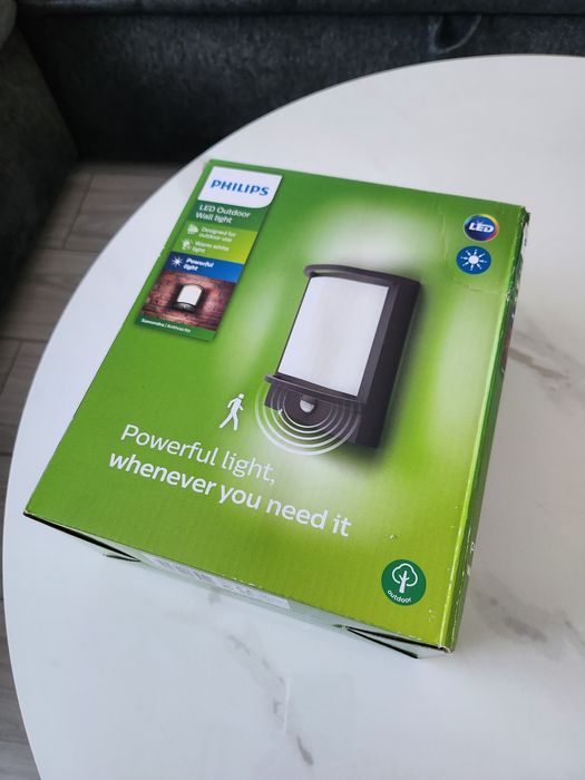 Lampa cu senzor de mișcare/Philips Outdoor Wall LED