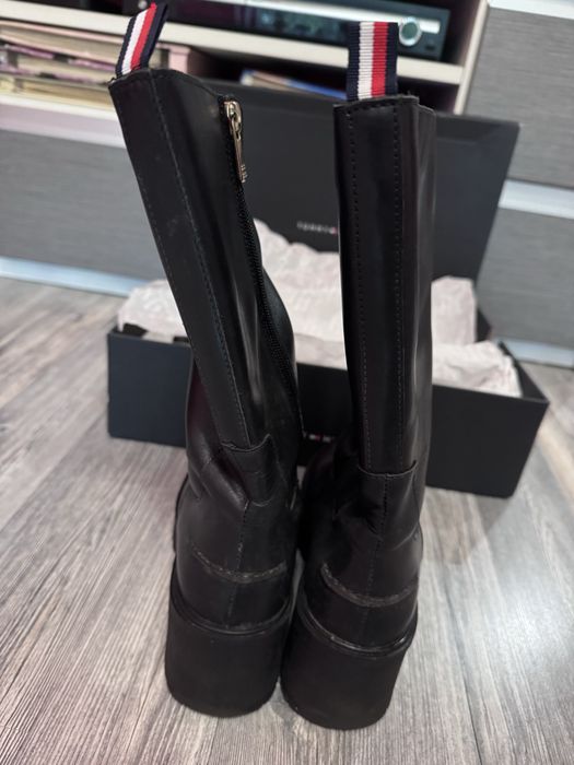 Зимни дамски ботушки Tommy Hilfiger