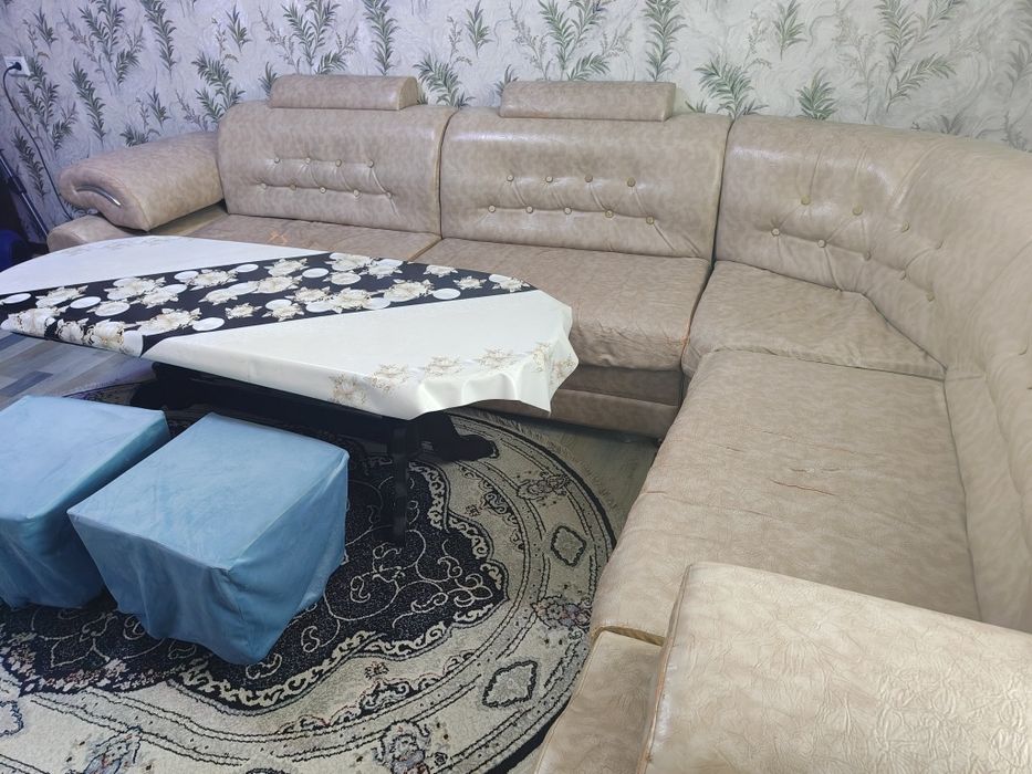 Срочно продается угловой диван