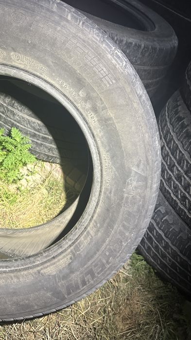 Dunlop 265/65/17 , 285/50/R20