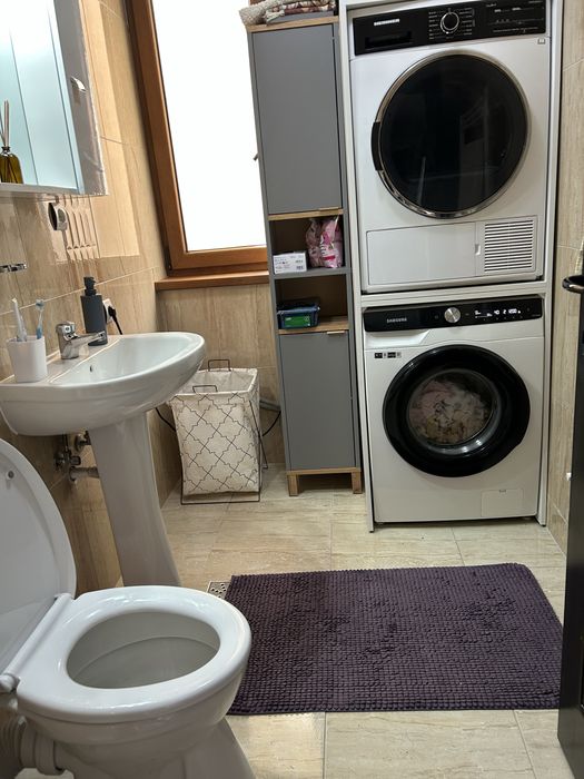 Apartament 3 camere, decomandat, mobilat, zonă liniștită – Sebeș