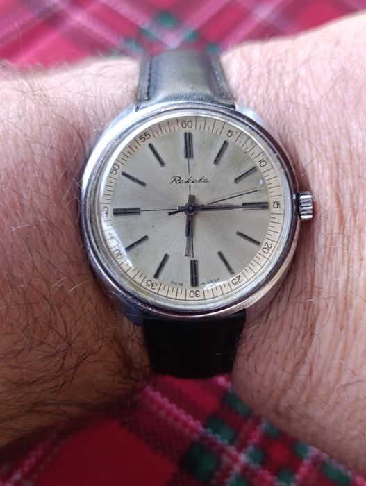 Ceas mecanic Raketa