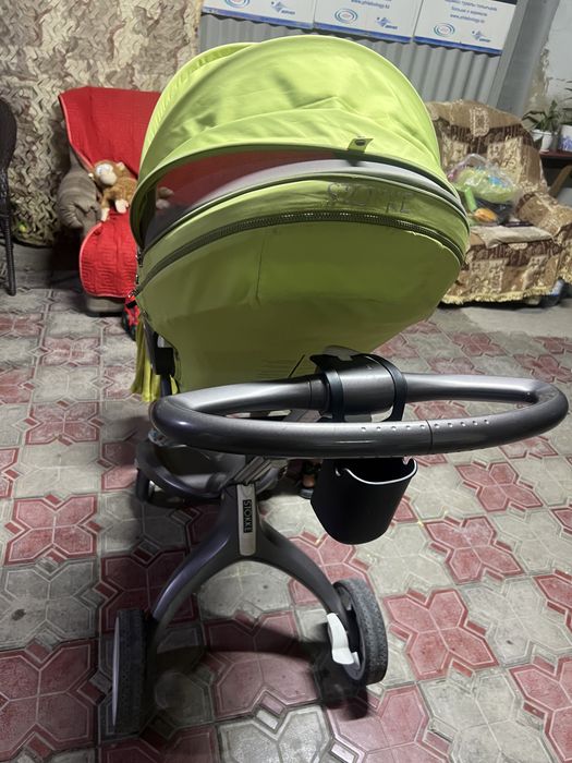 Продам коляску stokke