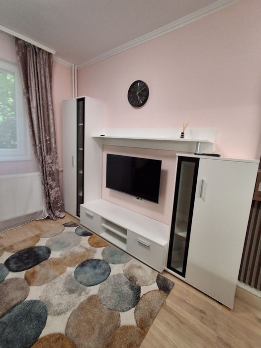 Garsoniera et 1 in Rogerius