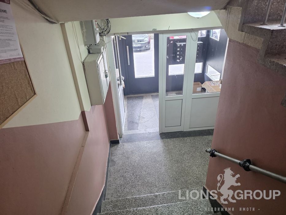 Продава се Тристаен апартамент в Варна, Победа - 60 кв.м за 1182 €/кв.м - Снимка #10