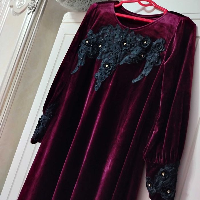 Abaya sotiladi toylaga kiysela bo'ladi