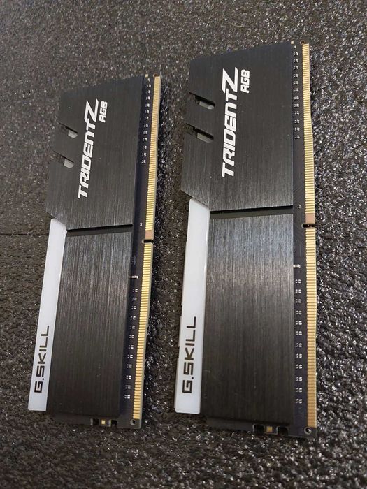 16GB DDR4 3600Mhz CL18 - G.Skill TidentZ RGB
