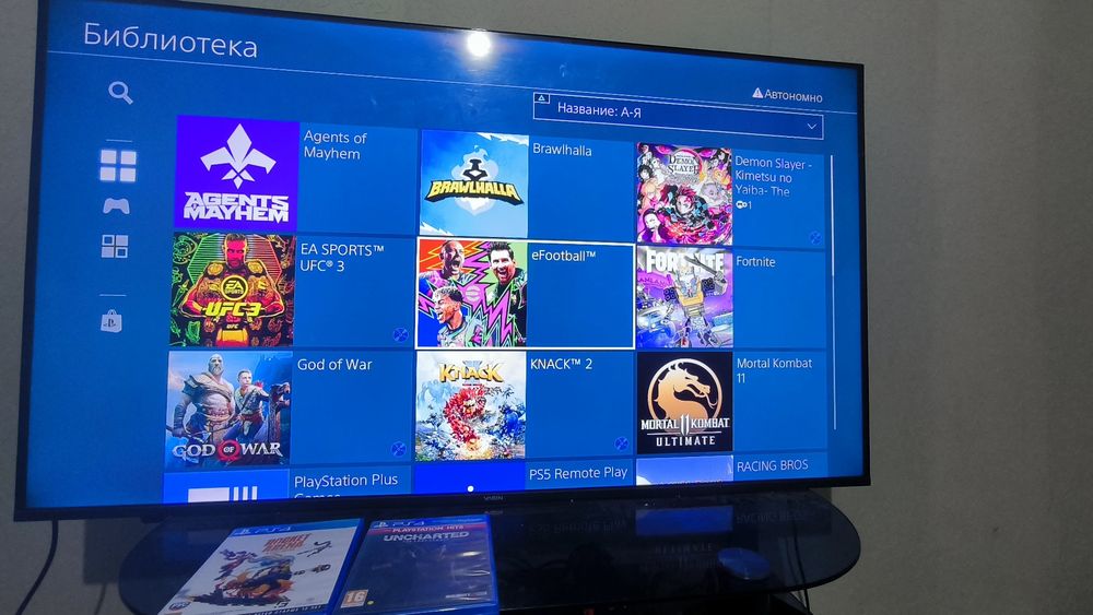 Продаю playstation 4 slim 1tb