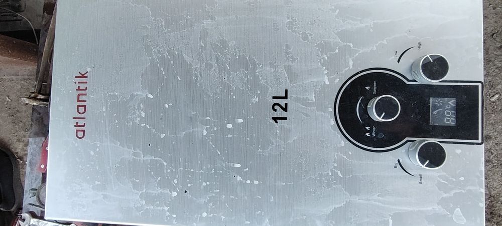 Катёл 2 контр. газ калонка12литр  Рабочие техника гарантя есть и устан