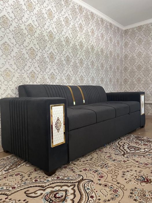 Диван новый для зала