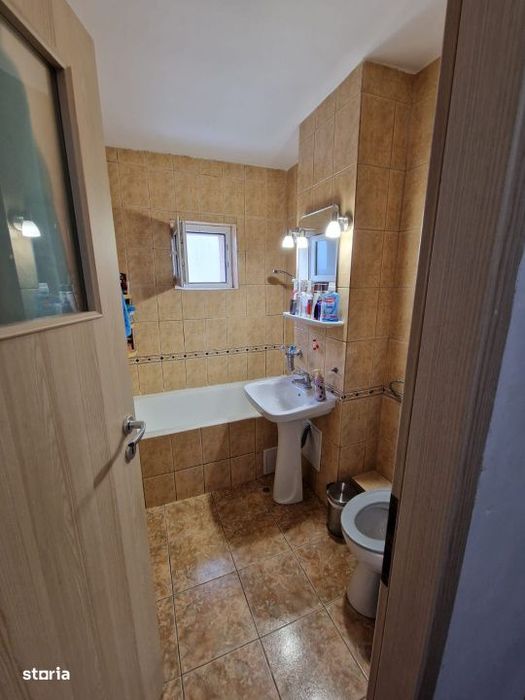 Apartament decomandat, 3 camere, in Piata Zorilor