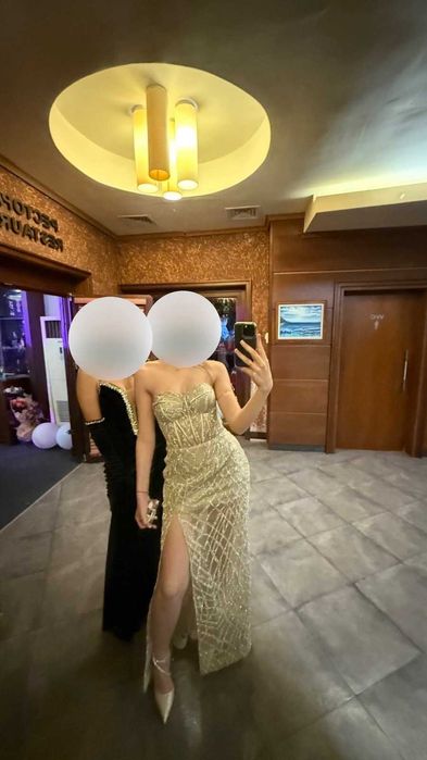 Бална рокля златист цвят