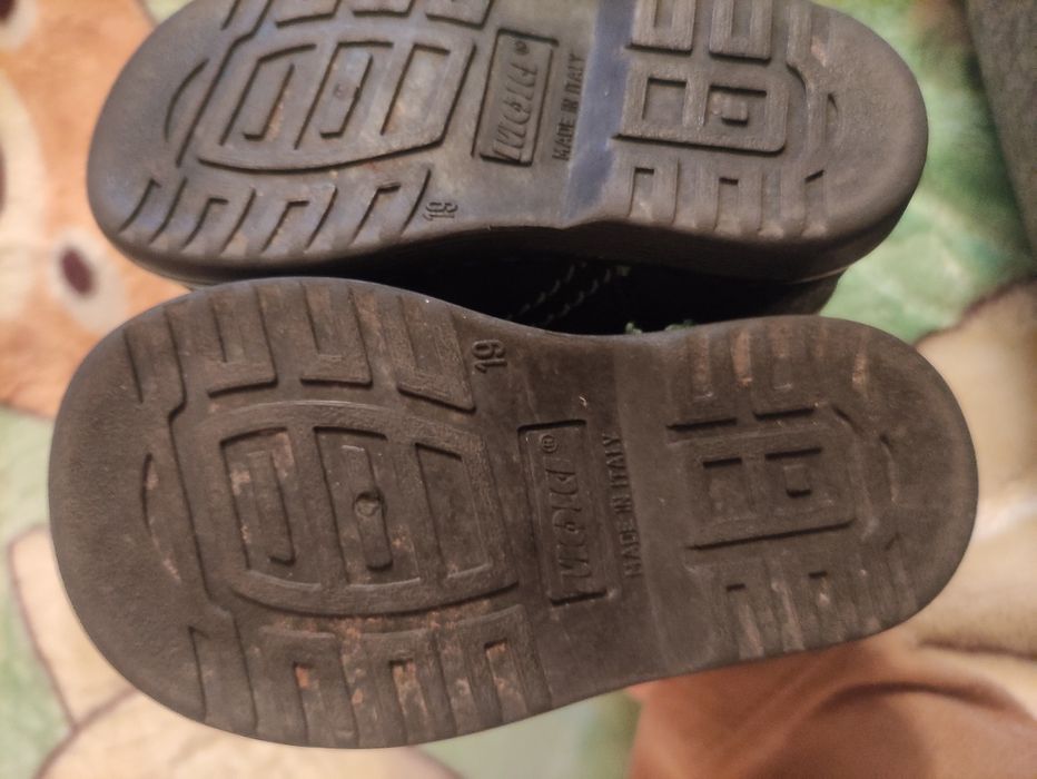 Продаю ботиночки осень