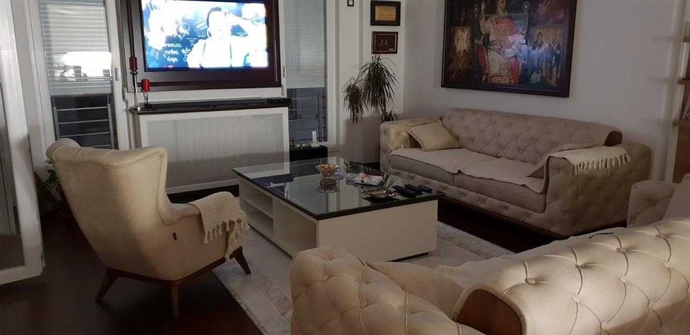 Дава се под наем Двустаен апартамент в Пловдив, Тракия - 62 кв.м за 280.5 € - Снимка #1