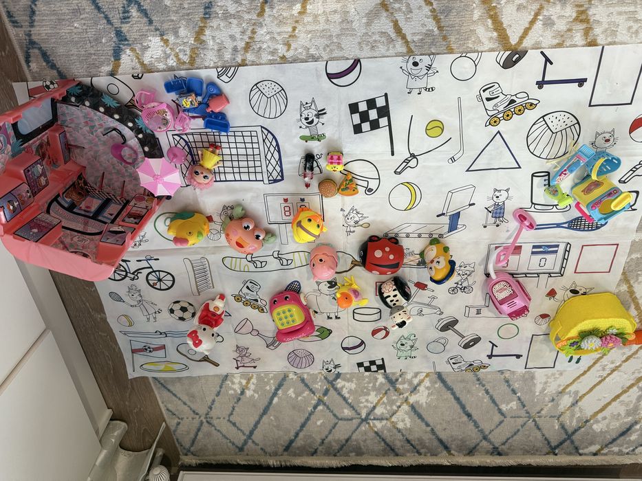 Продам игрушки в отличном состоянии разные