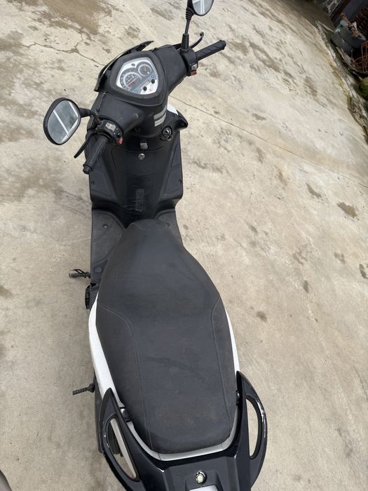 скутер мотор Kymcо Agility 50cc Регистриран