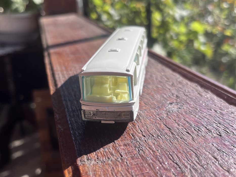 Machetă autobuz 1:87 Majorette Neoplan