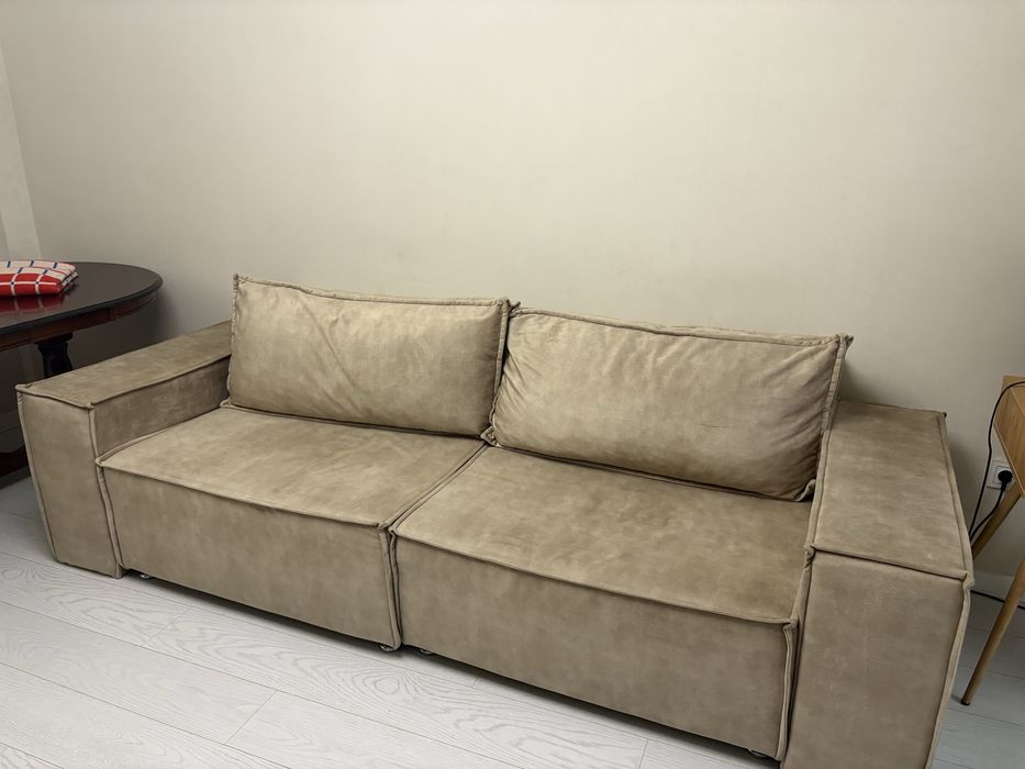 Продам диван в отличном состоянии