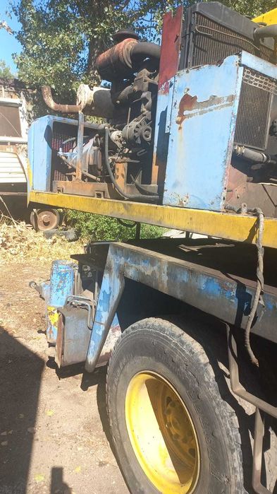 продам автокран Lokomo