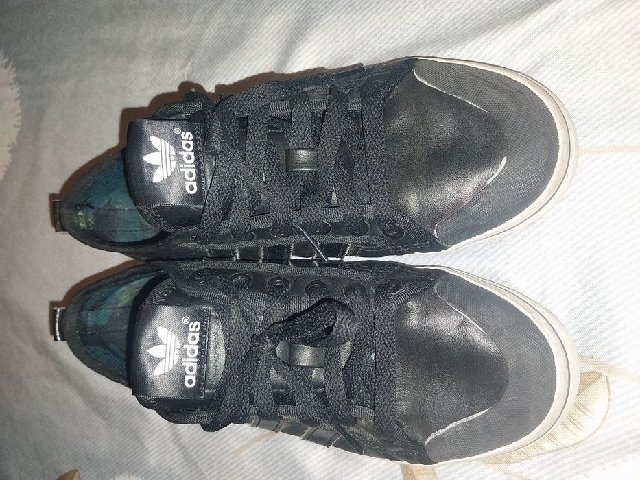 Обувки Adidas и др