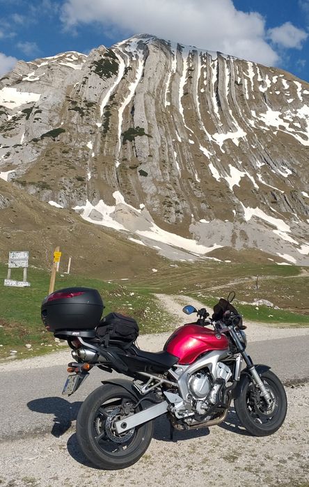 Yamaha FZ6 N + Topcase + Crashbar