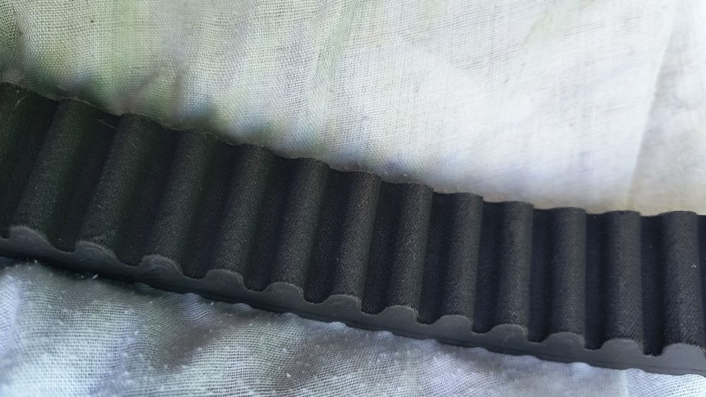 Ремък Малоси и жълта централна пружина Малоси за  т макс 530