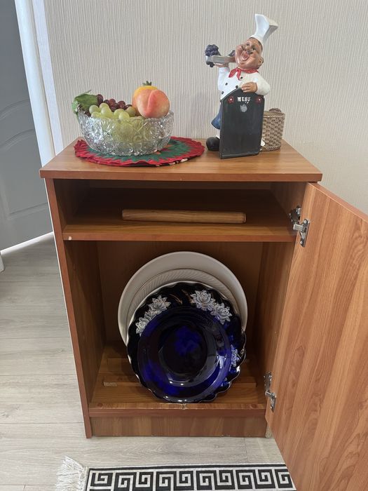 Продам кухонный шкаф