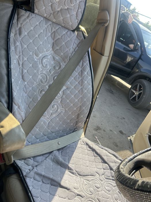 Продам чехол на автомашина