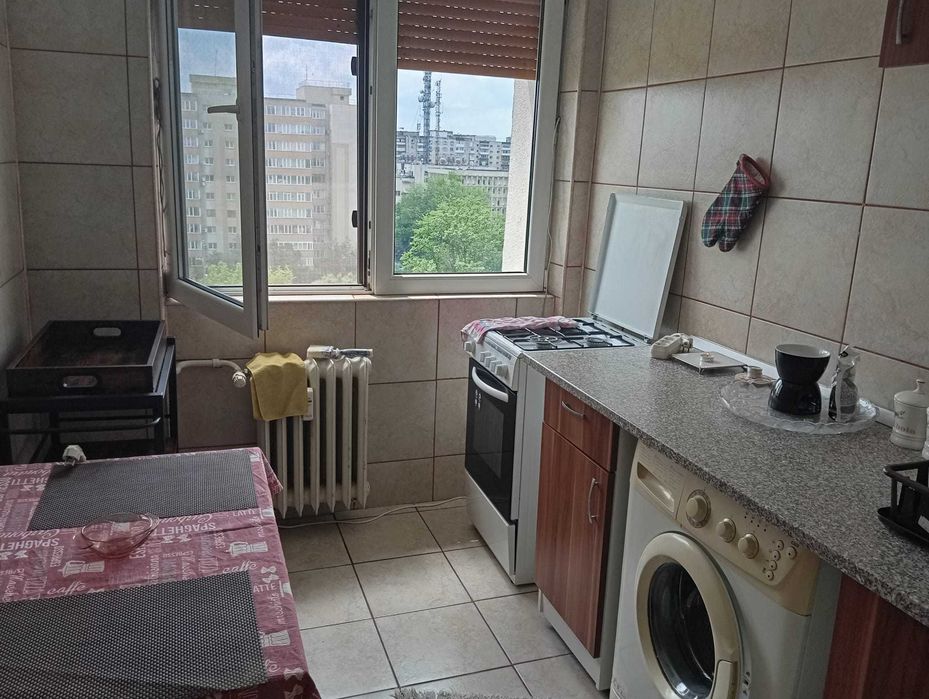 De închiriat apartament 2 camere în Drumul Taberei