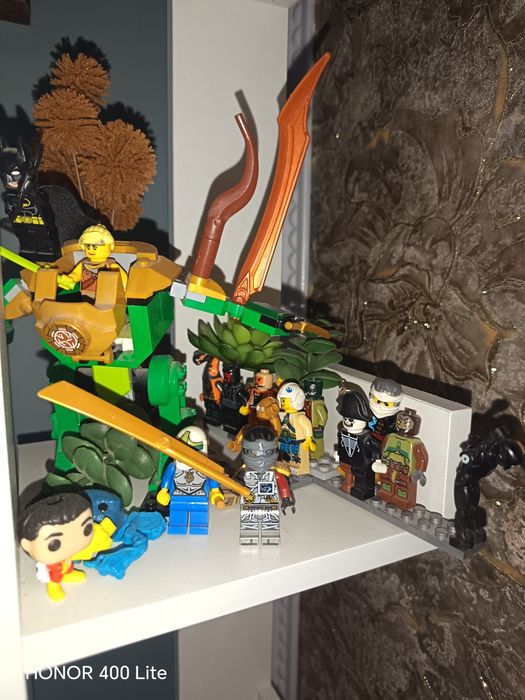 Vând lego Kg și tot