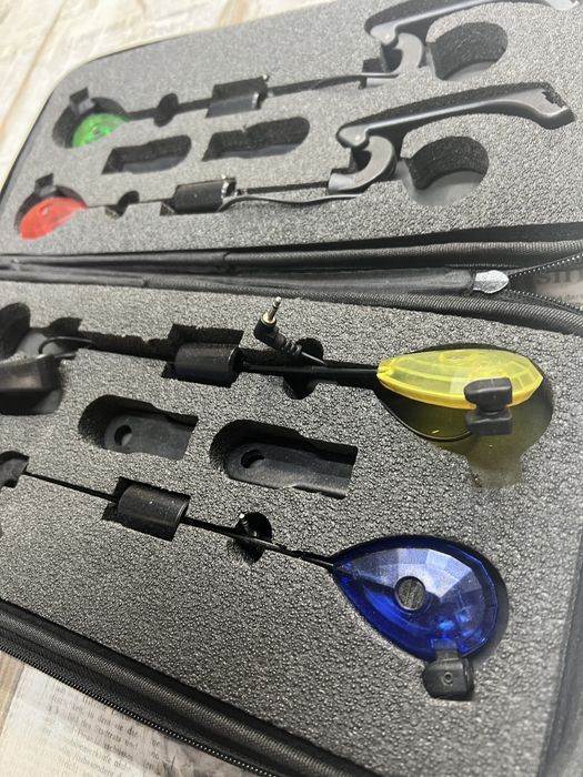 Set 4 Swingere cu led MKM 3, 4 culori, greutate reglabil
