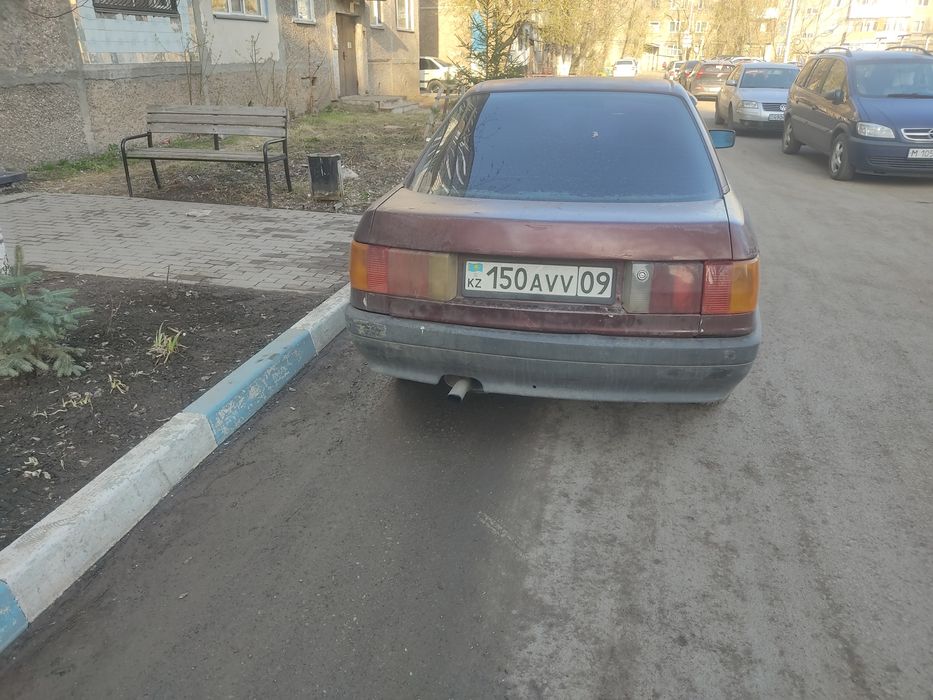 Продам Ауди б3 80